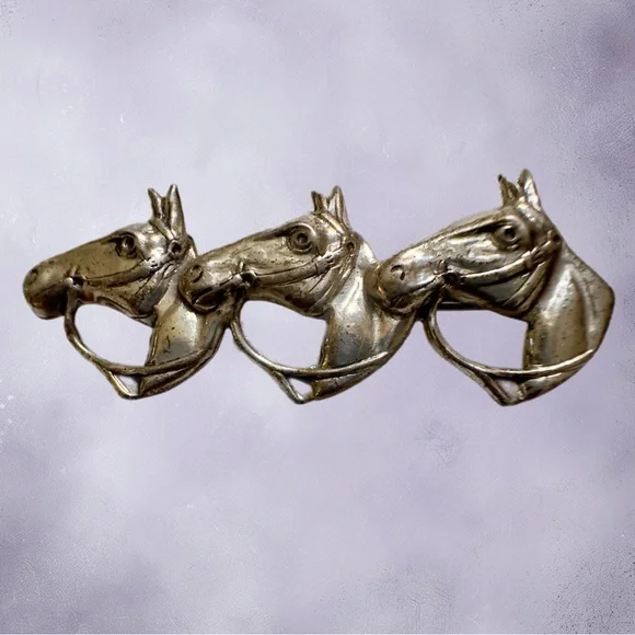 Vintage Sterling Silver Equestrian Pin 1950’s -1960s
Maker’s Mark STERLING LONG - Picture 6 of 6